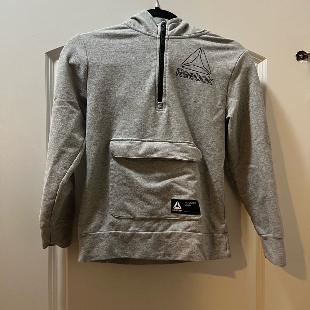 Reebok Kids Gray Pullover Sweatshirt Size 8 EUC